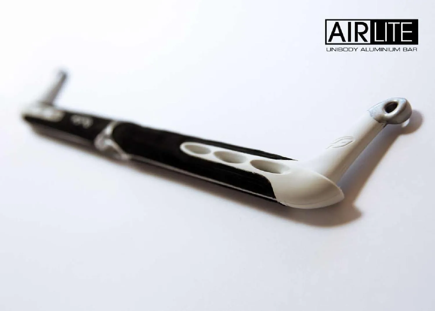 F-One Airlite Bar 2011